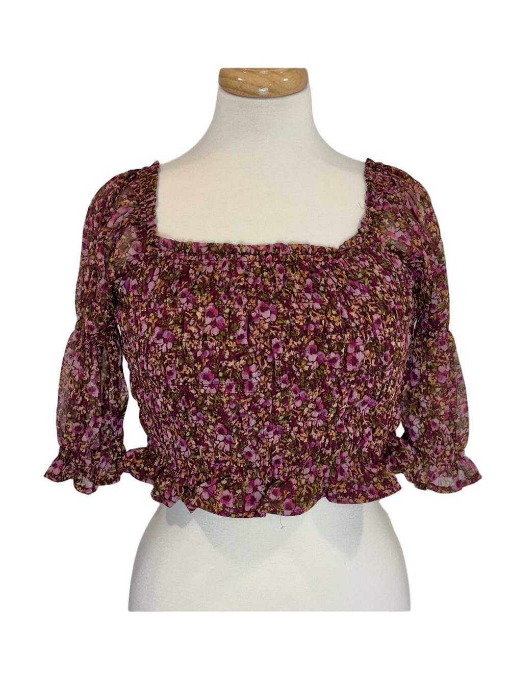 Sadie & Sage floral smocked top, NWT